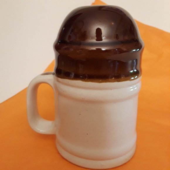 REPLACEMENT SALT OR PEPPER SHAKER - DRIP GLAZE CERAMIC - 5-HOLE TOP - 5.5" TALL - Picture 3 of 6